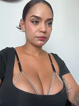 Sara-77 webcam