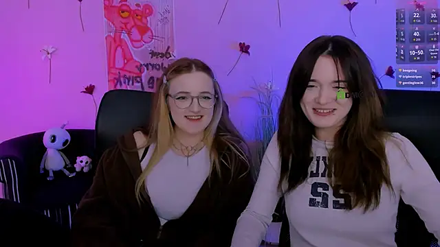 liana_kisses webcam
