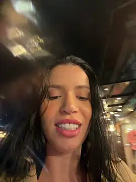 rafaellaz (F young) - Nua na hidromassagem 💦🚿