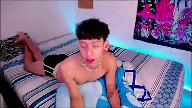 Thedoll_ethan7 webcam