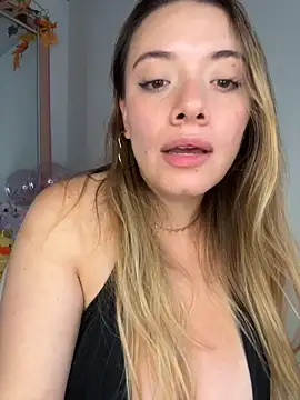 valery_mora webcam