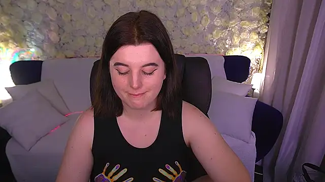 KristiFoxy webcam