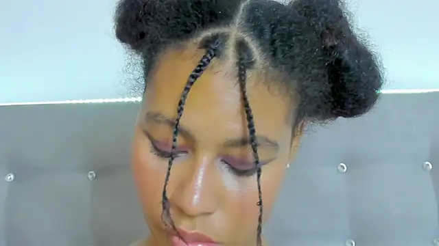tatianasquirthot webcam
