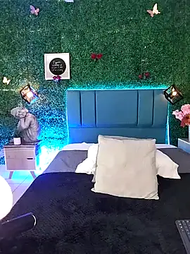 Kiaraa88 webcam