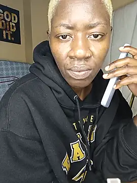SquirtQueen16 webcam