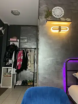 SelenaRhoades webcam