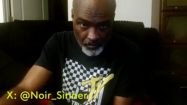 sinnernoir Live Webcam on Stripchat