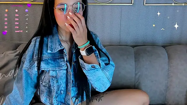 laraa_jeean webcam