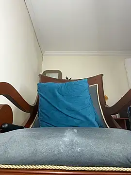 LilaRvsh webcam