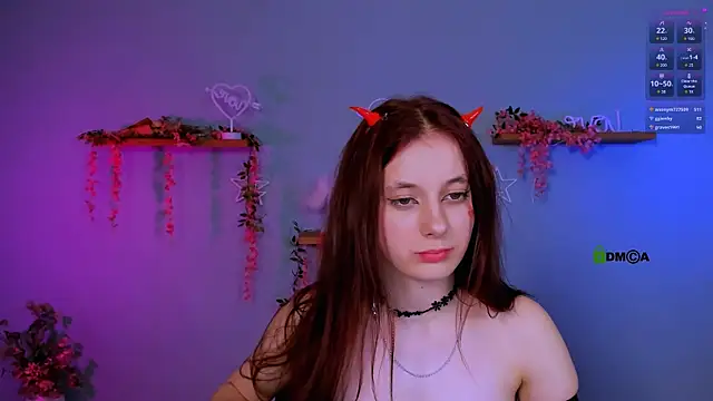 nami_glow webcam