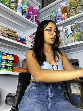 MoonLitDoll webcam