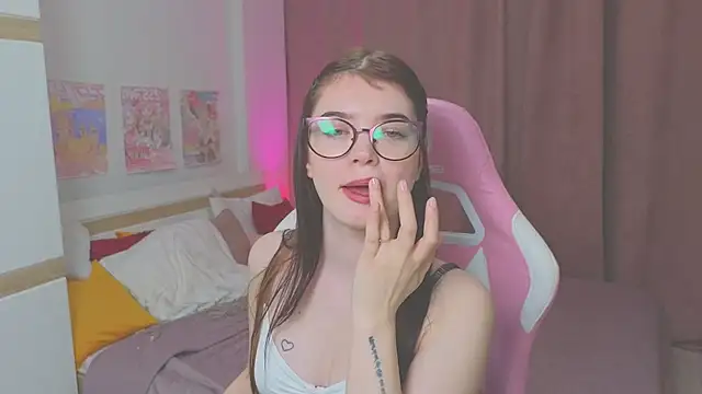 MelissaMay__ webcam