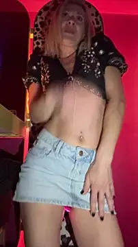 HOTLadyluna webcam