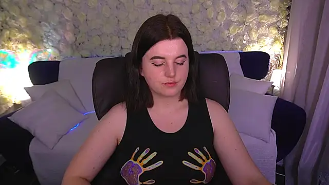 KristiFoxy webcam