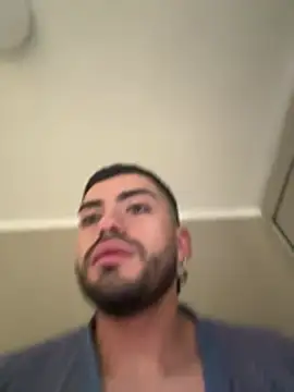 alexander_diazz - Alexander_Diazz's free webcam - UK Sex Cams