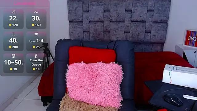 Realbadbxtch_ webcam