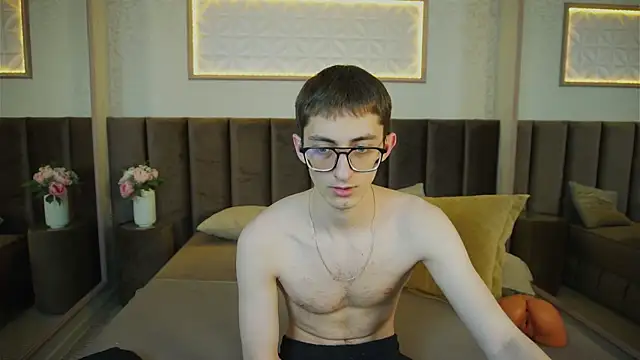 RonBevs live cam
