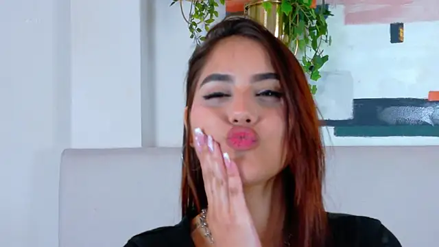 CuteWofy_ webcam