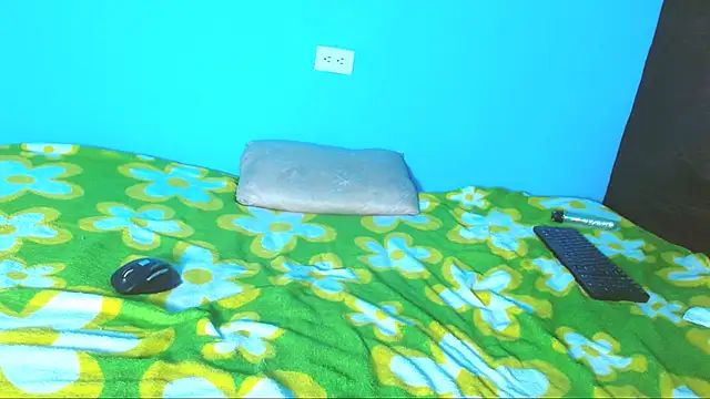 xxxsarahot250316 webcam
