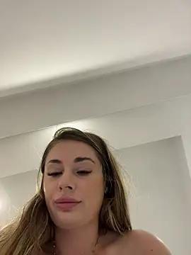 IsabellaEtthan live cam