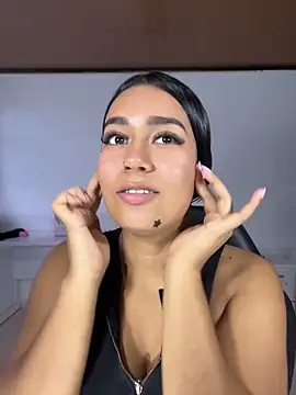 ALANAH_KITTY webcam