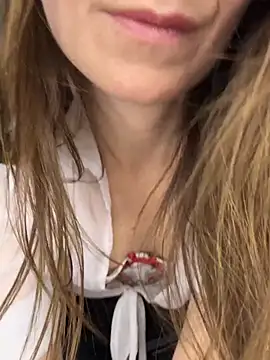 natashakinski webcam