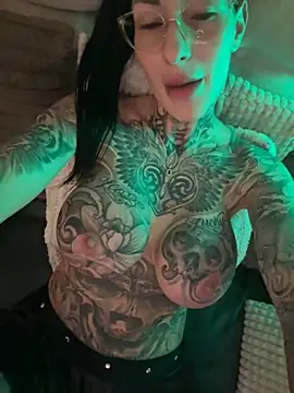 MeganWitch Live Webcam on Stripchat
