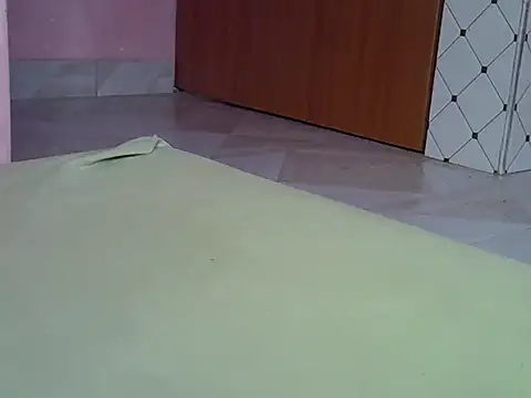 Sexy-creamyy webcam