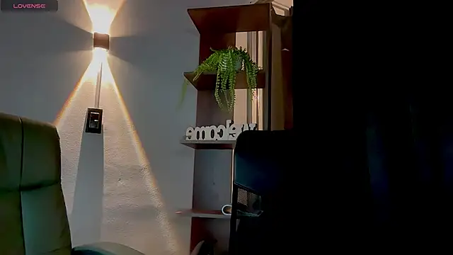 MarcellaGriffin webcam