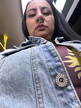 Abril_Luv webcam