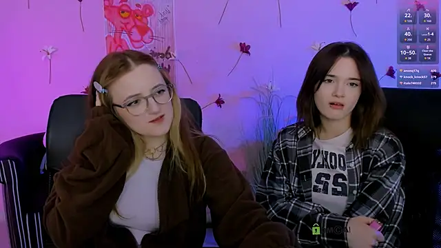 liana_kisses webcam