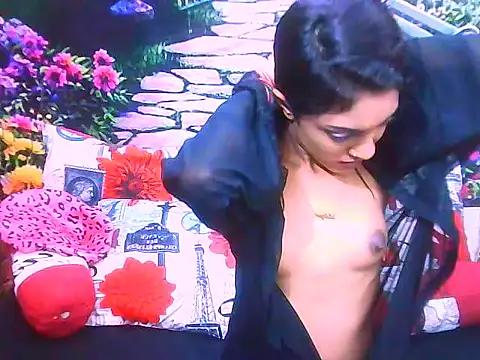IndianPretty14u2Luv webcam