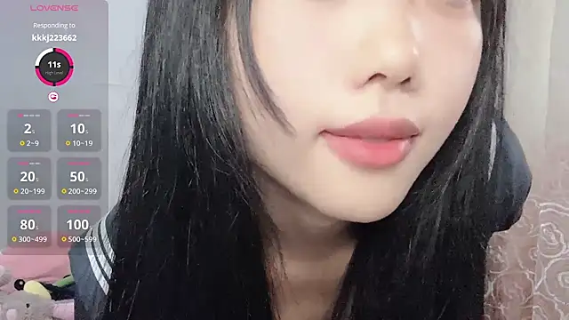 Lvy--v Live Webcam on Stripchat