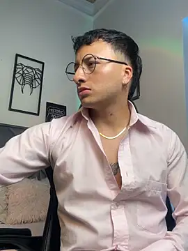 Dereck_Klain webcam