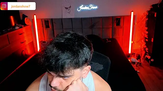 JordanShow webcam