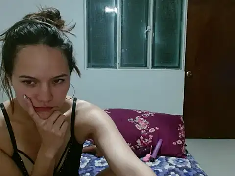 yarafuckass webcam
