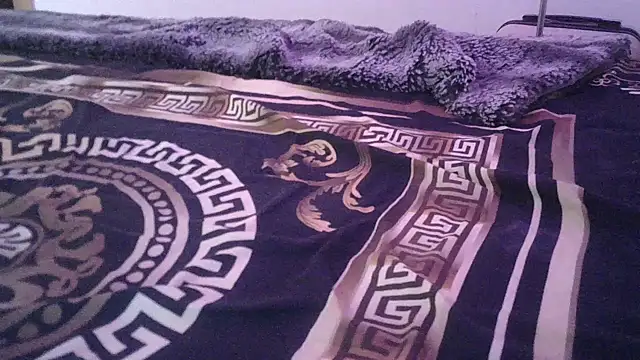 lorraine2036 webcam
