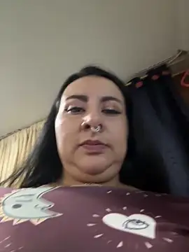 Abril_Luv webcam