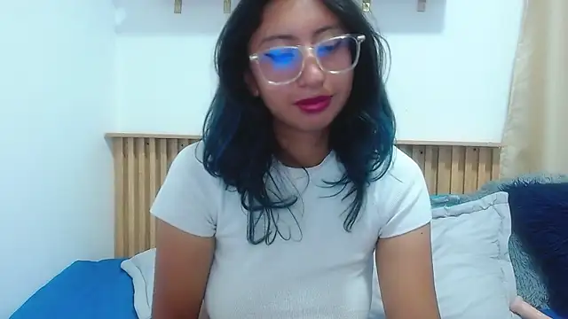 Violet_2003 webcam