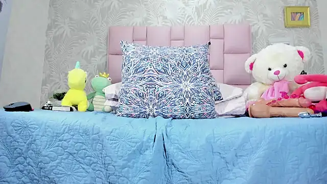 Mara_Summerr live cam