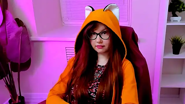 CarolGiggly webcam