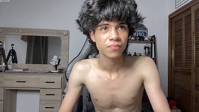 OopsAgain_ webcam