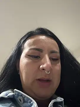 Abril_Luv webcam