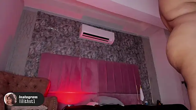 lilithst_ webcam