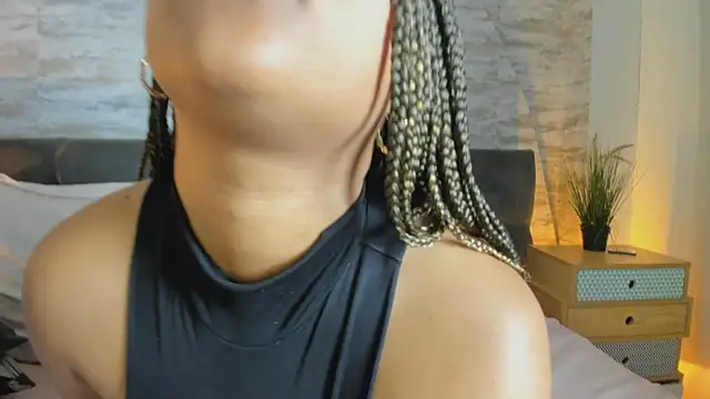 Anneth__M webcam