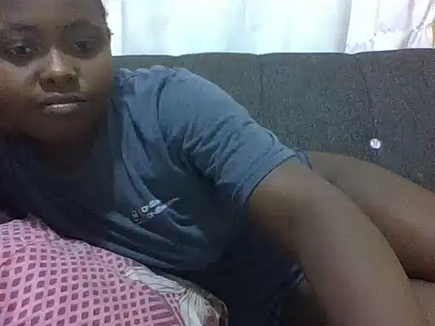 Sweetcecie01 webcam
