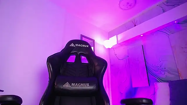 Aniie_Doll webcam
