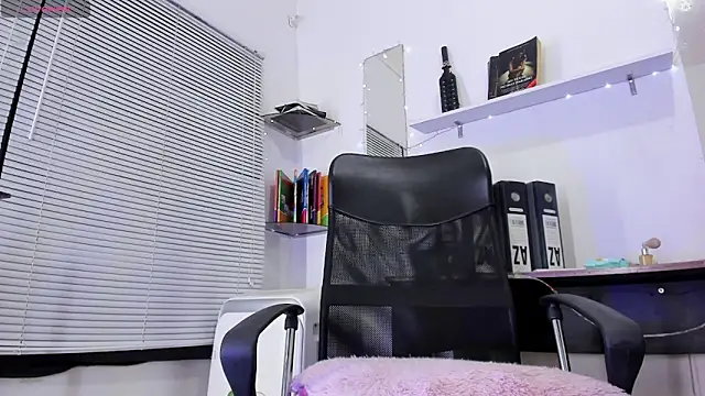 StefanoBigCock webcam