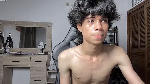 OopsAgain_ webcam