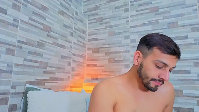 joelcallvil1 live cam